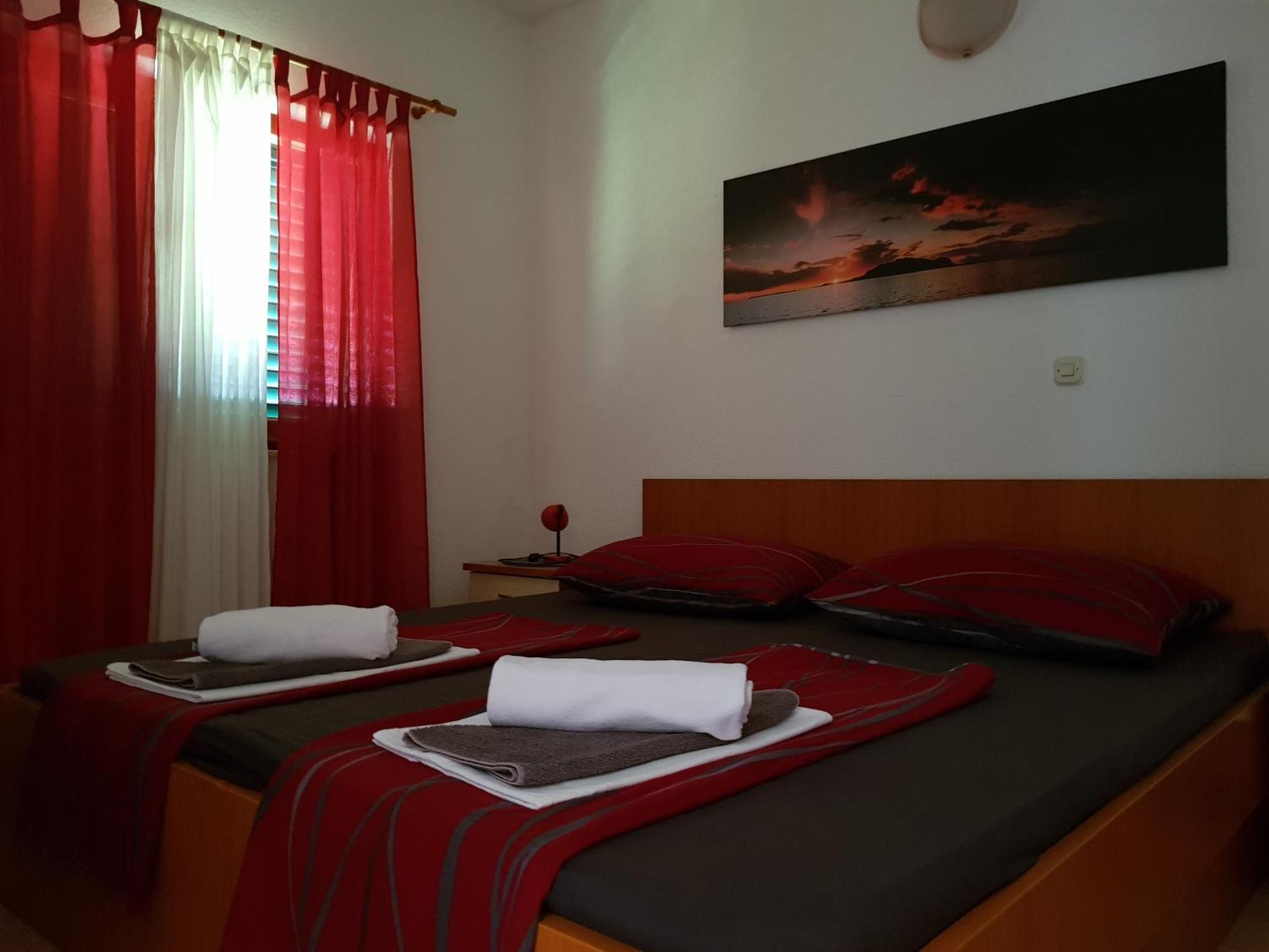 Apartmani Lovora Gradac  Exteriér fotografie